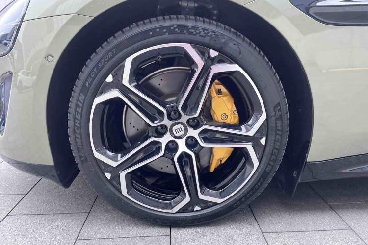 Used  SU7 2024 Four-Wheel Drive Ultra-Long Range Advanced Intelligent Driving Max Edition
