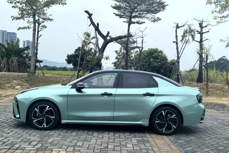 Used Lynk & Co 03 2025 1.5TD DCT Champion Edition Pro
