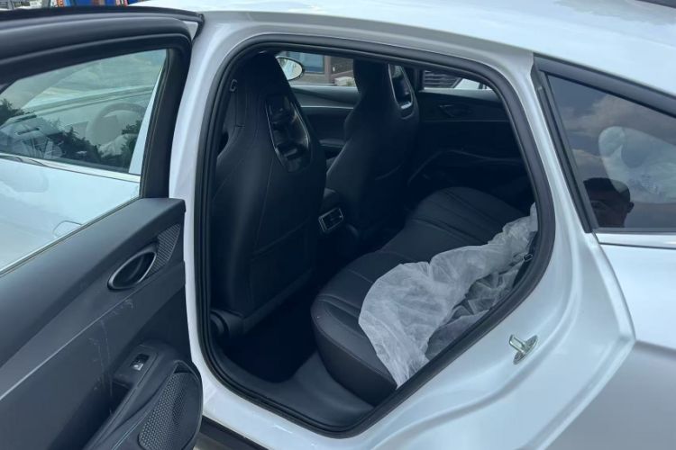 Used BYD Seal 06 New Energy 2025 DM-i Smart Drive 80KM Luxury Model
