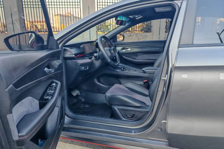 Used Geely Auto Binray 2022 Binrui COOL 1.5T DCT Electric Edition
