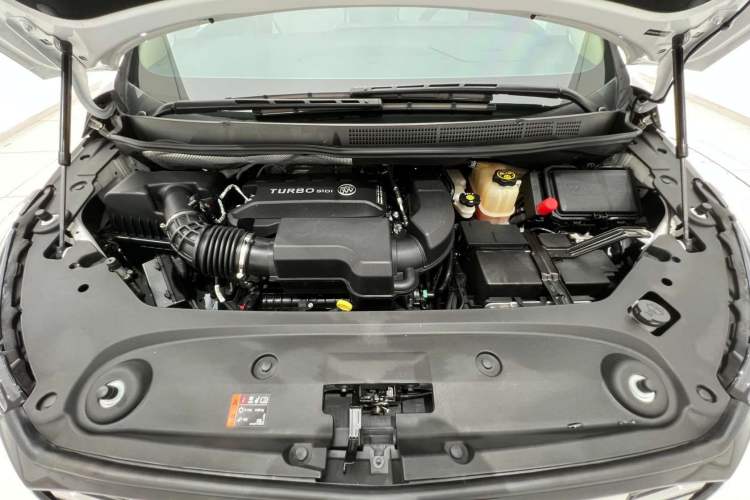 Used Buick GL8 2023 ES Lu Zun Deluxe Model
