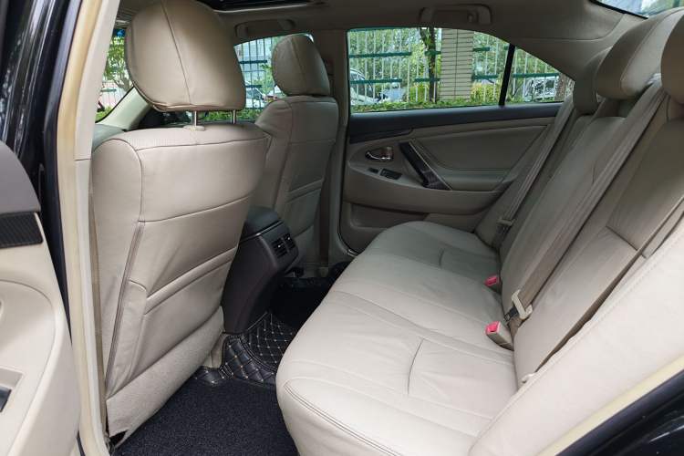 Used Toyota Camry 2013 200G Classic Luxury Edition
