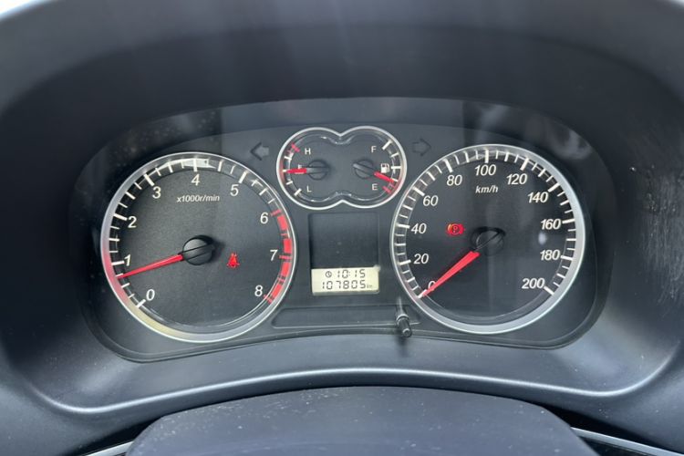 Used Haval H5 Classic 2015 2.0L Manual Two-Wheel Drive Entry-Level Trim
