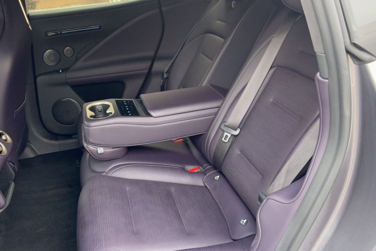 Used  07 2024 Max Extended-Range Edition