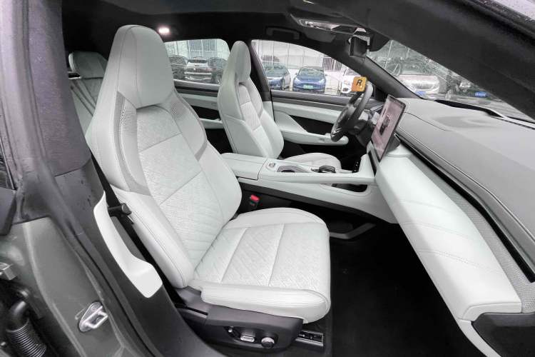 Used Zeekr 001 2024 WE Edition 100 kWh Rear-Drive