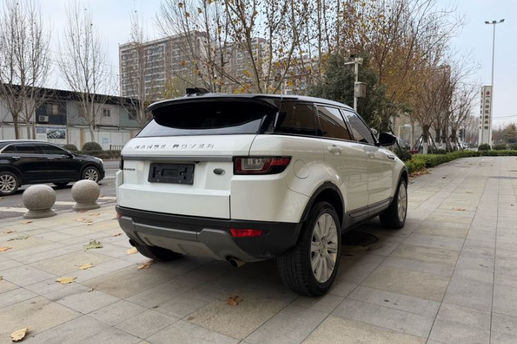 Used Land Rover Range Rover Evoque 2018 240 PS SE Smart Brilliance Edition
