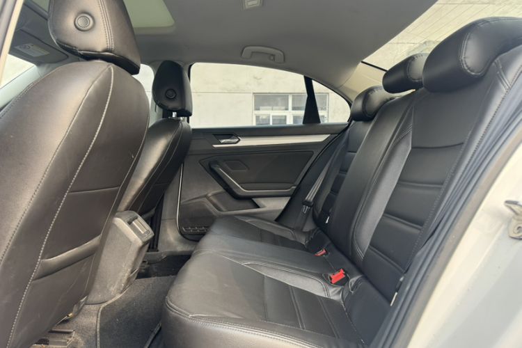 Used Volkswagen Lamando 2017 230TSI DSG Fashion Edition