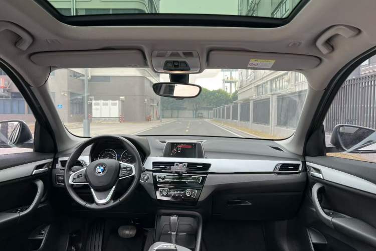 Used BMW X1 2016 sDrive18Li Premium Edition
