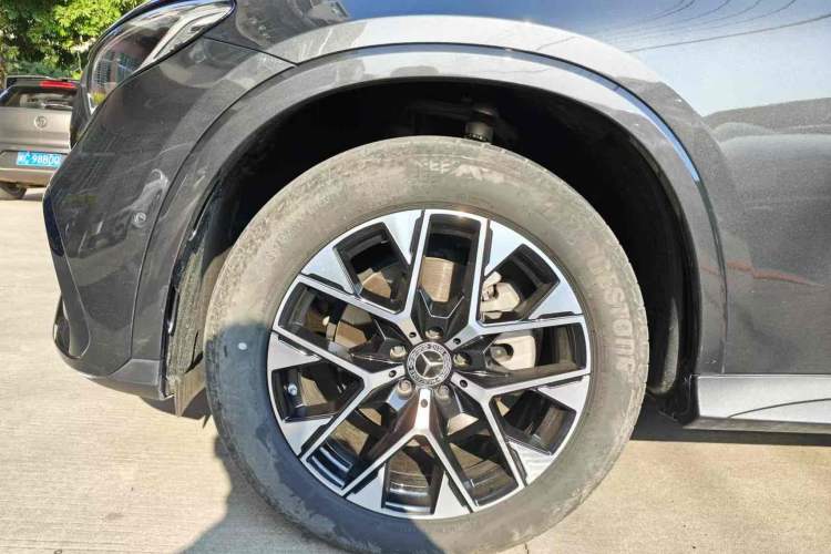 Used Mercedes-Benz GLC 2023 GLC 260 L 4MATIC Luxury Model 5 Seats
