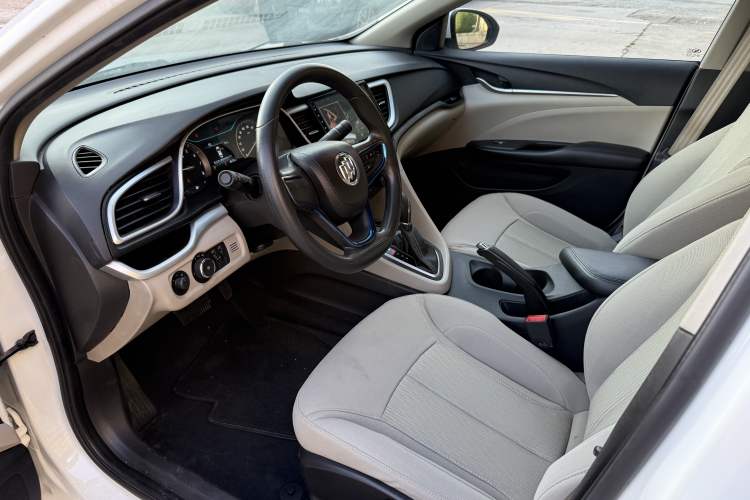 Used Buick GT 2015 15N Automatic Elite Version
