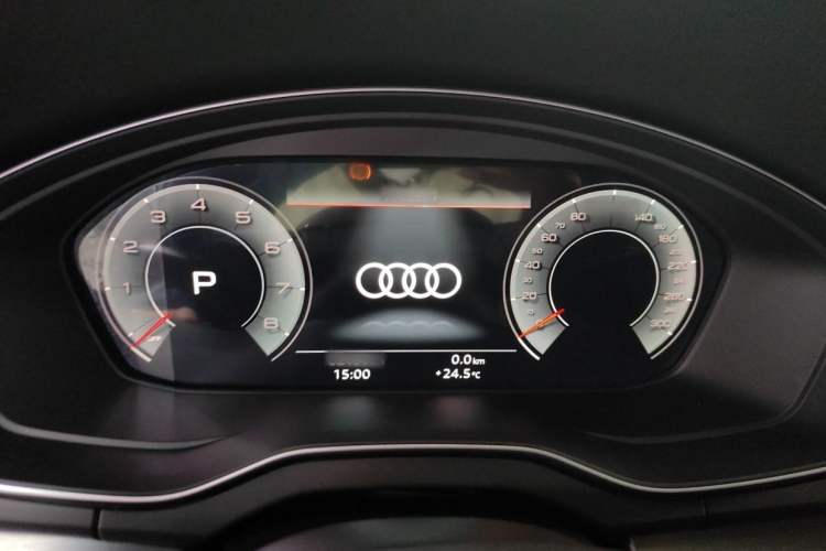 Used Audi Q5L 2022 40T Fashionable and Dynamic Model
