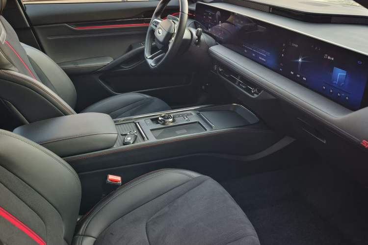 Used Ford Mondeo 2023 1.5T E-Hybrid ST-Line
