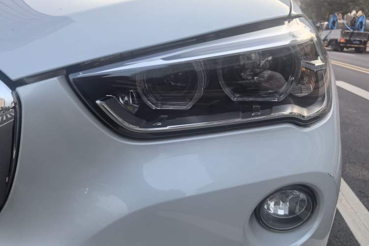 Used BMW X1 2018 sDrive18Li Luxury Model