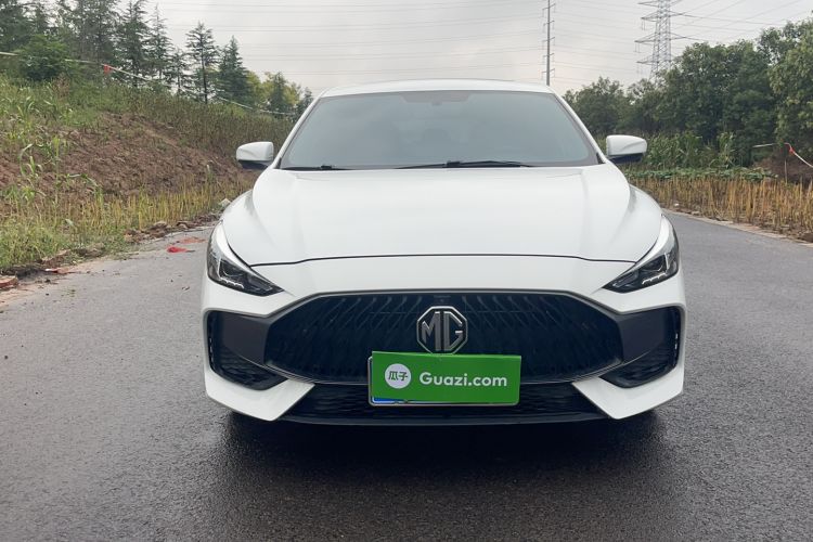 Used MG 5 2022 180 DVVT CVT Youth Luxury Edition
