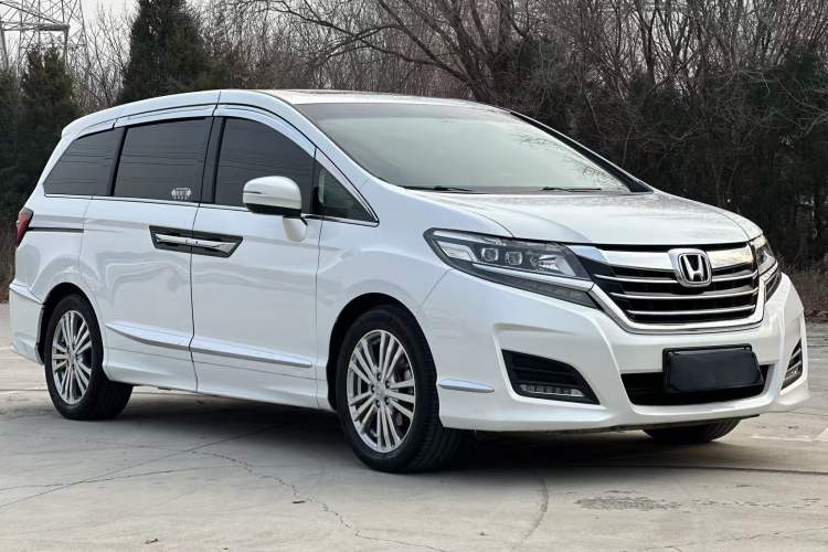 Used Honda Elysion 2016 2.4L Comfort Edition
