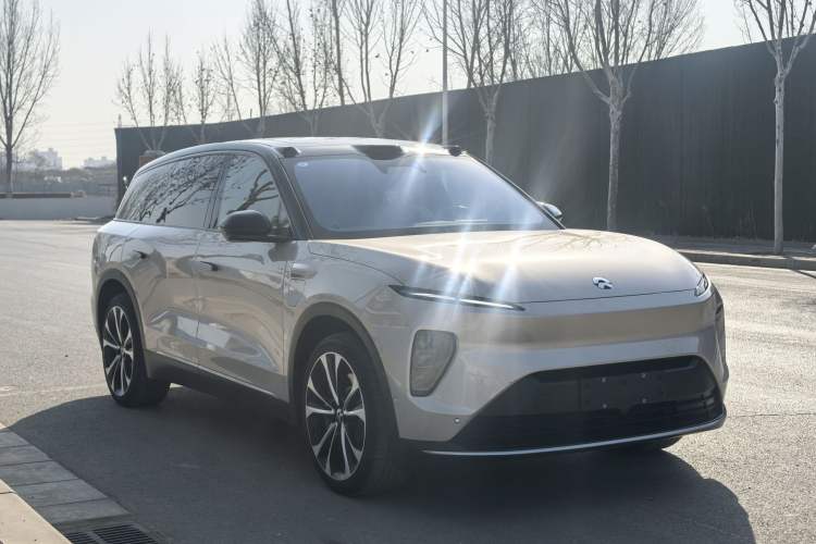 Used Nio ES8 2024 100kWh Signature Edition
