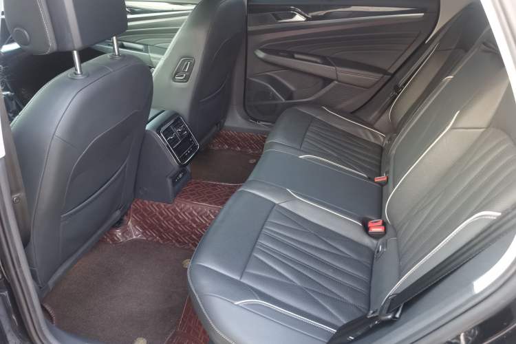 Used Volkswagen Passat 2022 330TSI Luxury Edition
