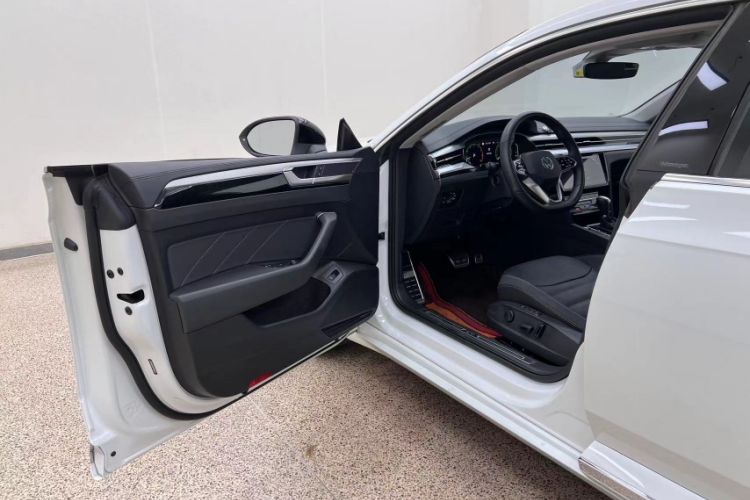 Used Volkswagen FAW-Volkswagen CC 2023 380TSI Striking Edition
