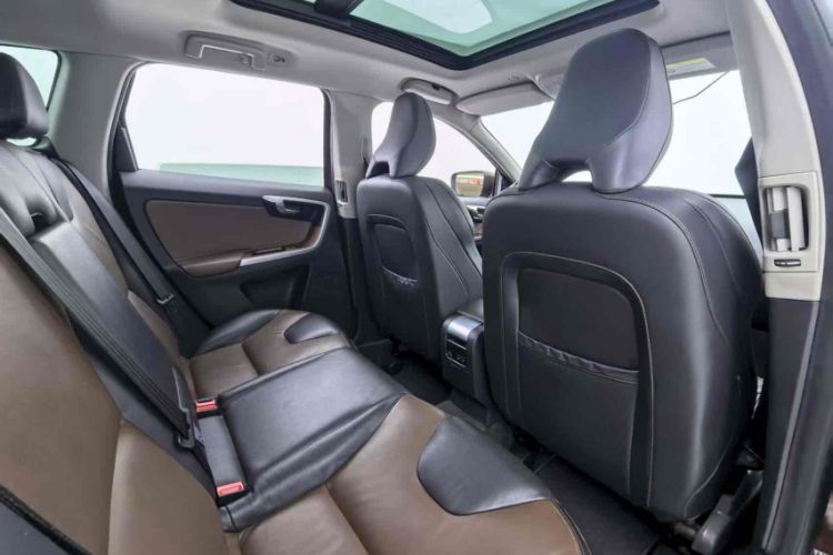 Used Volvo XC60 2015 T6 AWD Smart Version
