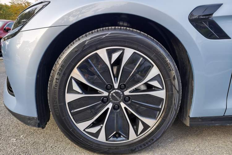 Used BYD Seal 2022 550 km Standard Range Rear-Wheel Drive Prestige Version
