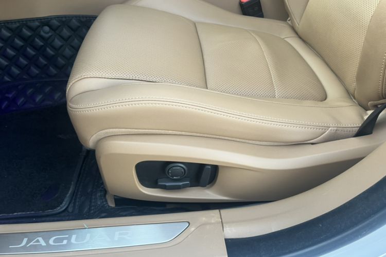 Used Jaguar XFL 2024 2.0T P250 Two-Wheel Drive Prestige Luxury Edition