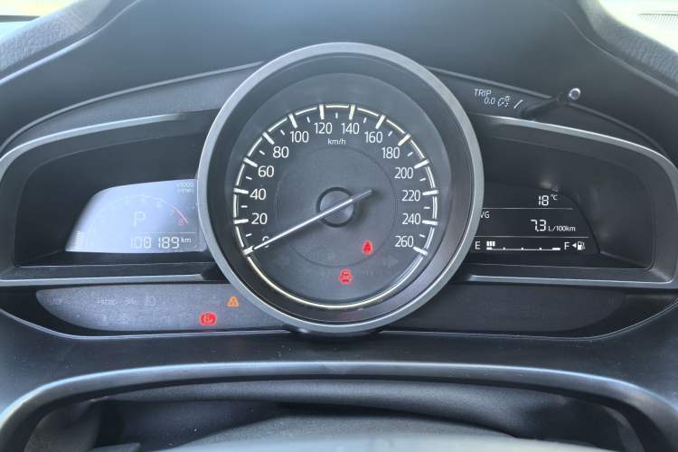 Used Mazda Mazda 3 Axela 2019 Cloud-Controlled Edition Hatchback 1.5L Automatic Luxury Model China VI Standard
