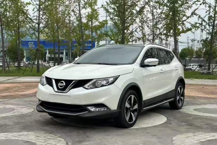 Used Nissan Qashqai 2016 2.0L CVT Luxury Edition
