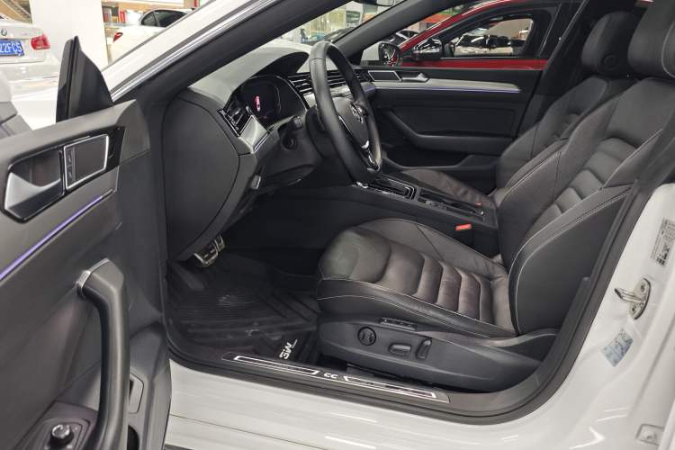 Used Volkswagen FAW-Volkswagen CC 2020 330TSI Glamour Edition China VI Standard
