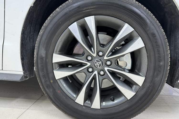 Used Toyota Granvia 2024 2.5L Hybrid Prestige PLUS Four-Wheel Drive Version