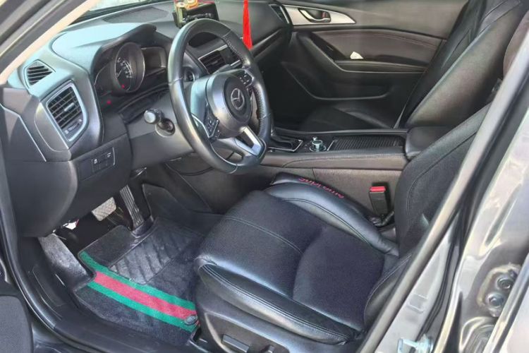 Used Mazda Mazda 3 Axela 2017 Sedan 2.0L Automatic Prestige Model China V Standard
