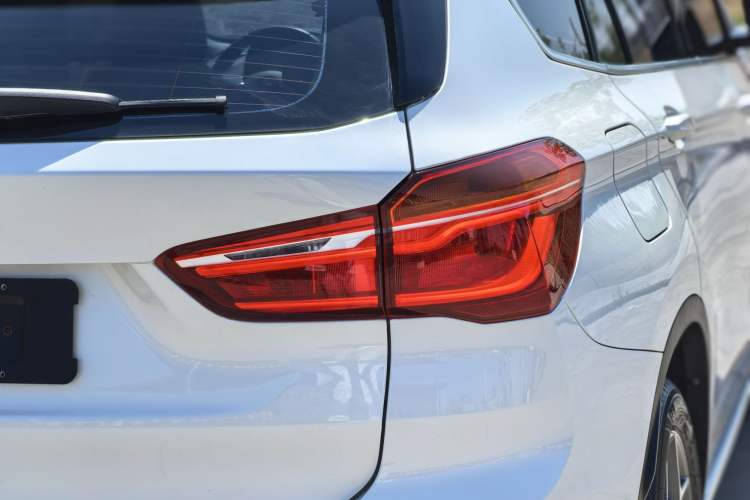 Used BMW X1 2019 sDrive18Li Premium Edition
