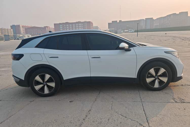 Used Volkswagen ID.4 X 2025 Smart Version Pure & Intelligent Enjoyment Edition
