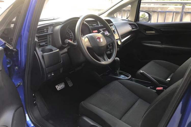 Used Honda Fit 2016 1.5L LXS CVT Comfort Sunroof Version
