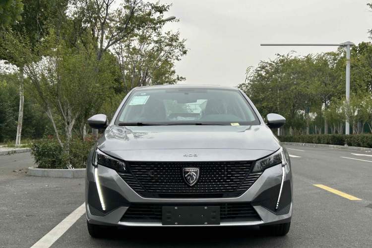 Used Peugeot 408 2022 1.6T Light-Chasing Edition
