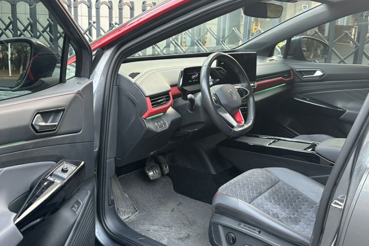 Used Volkswagen ID.4 X 2021 Pro Smart Long-Range Edition
