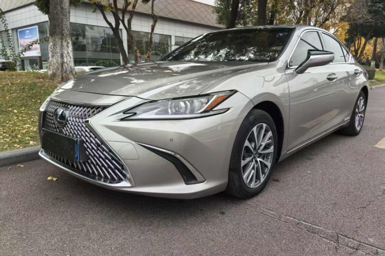 Used Lexus ES 2021 300h Excellence Edition