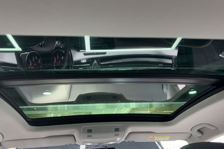 Used Volkswagen Magotan 2018 280TSI DSG Leading Model
