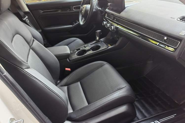 Used Honda Civic 2022 240TURBO CVT Dynamic Control Version
