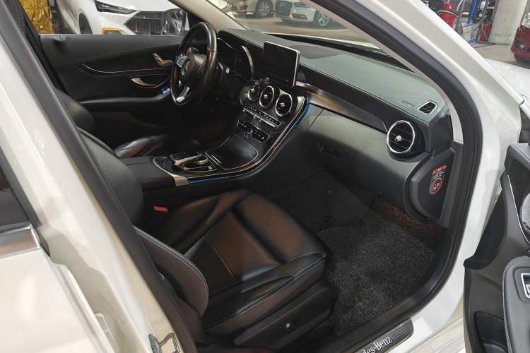 Used Mercedes-Benz C-Class 2017 Restyled C 180 L Fashion Edition Sport Version