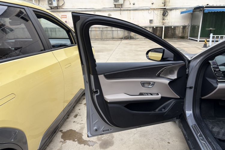 Used BYD Han 2025 DM-i 125KM LiDAR-Powered Intelligent Driving Model
