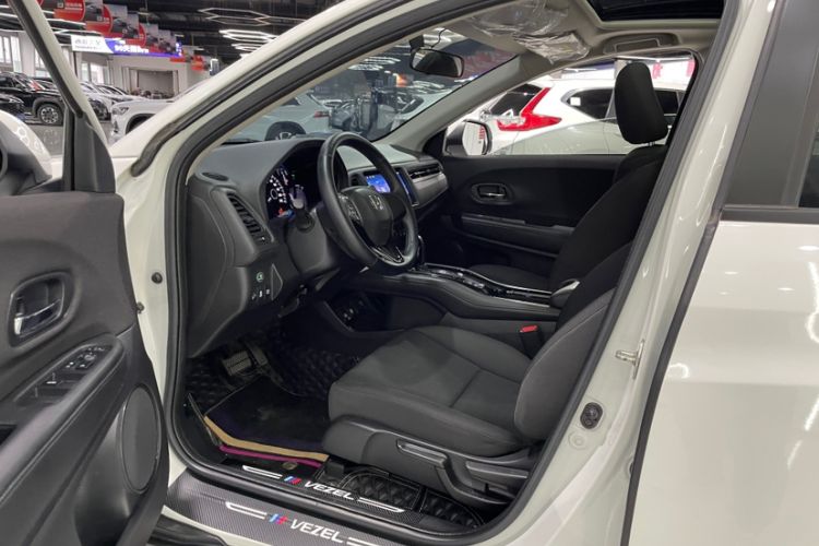 Used Honda Vezel 2020 1.5L CVT Elite Edition
