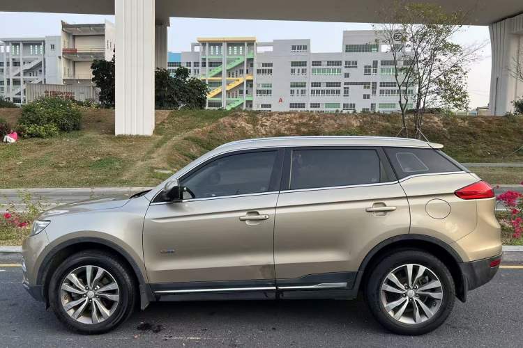 Used Geely Auto Emgrand X7 Sport 2016 1.8TD Automatic All-Wheel Drive Smart Version
