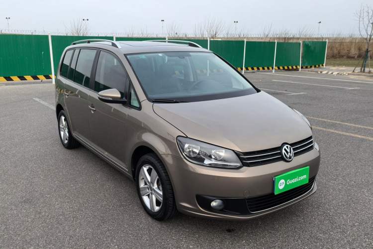 Used Volkswagen Touran 2015 1.4T DSG Comfort Edition 5 Seats
