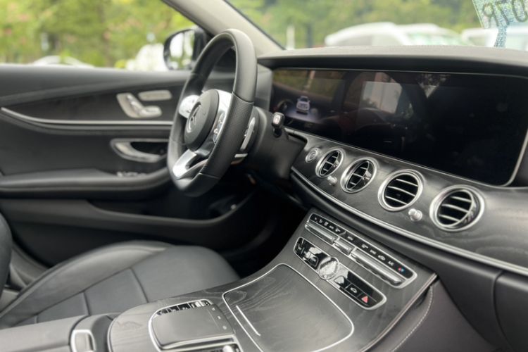 Used Mercedes-Benz E-Class 2019 E 300 L Sport Luxury Edition
