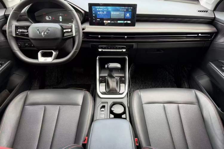 Used Wuling Alvez 2022 1.5T CVT Trendy & Cool Edition
