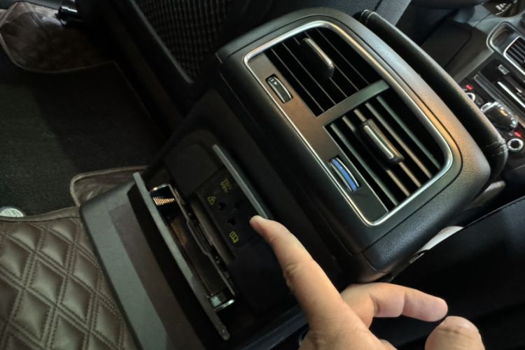 Used Audi Q5 2017 Plus 40 TFSI Comfort Model