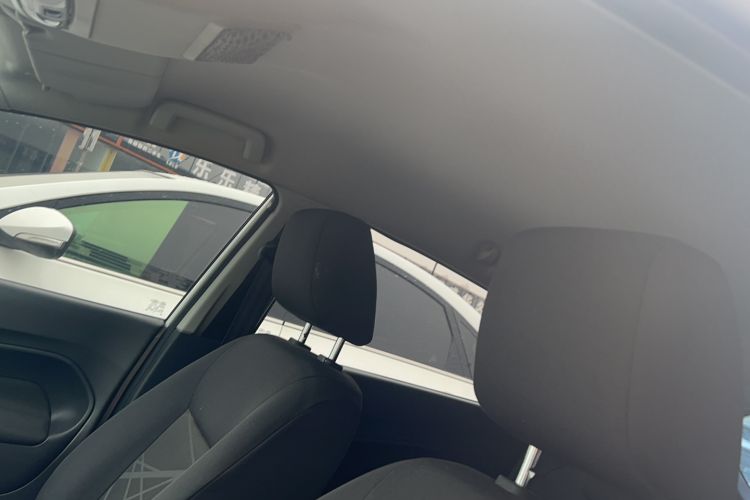 Used Ford Fiesta 2013 Hatchback 1.5L Manual Fashion Edition
