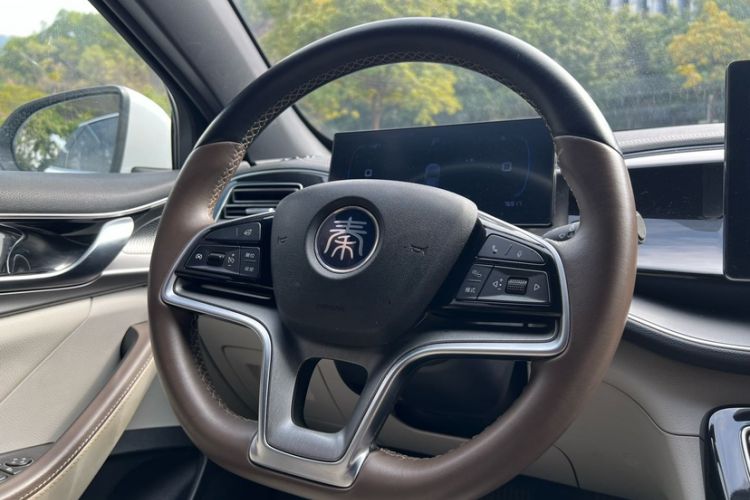 Used BYD Qin PLUS 2023 Champion Edition EV 420KM Leading Model
