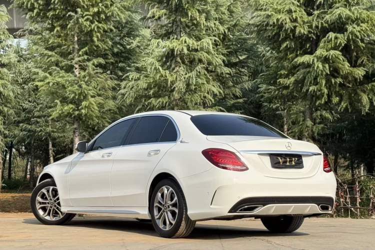 Used Mercedes-Benz C-Class 2017 Restyled C 180 L Fashion Edition Sport Version
