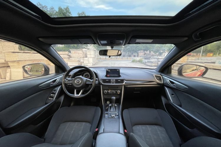 Used Mazda CX-4 2018 2.0L Automatic Two-Wheel Drive Blue Sky Exploration Version China V Standard